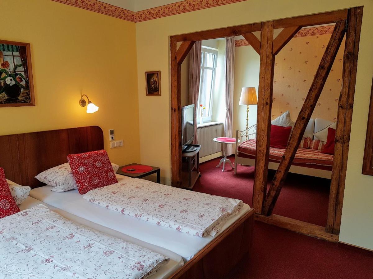 Mosel-Landhaus Am Moselufer B&B Briedern Exterior photo